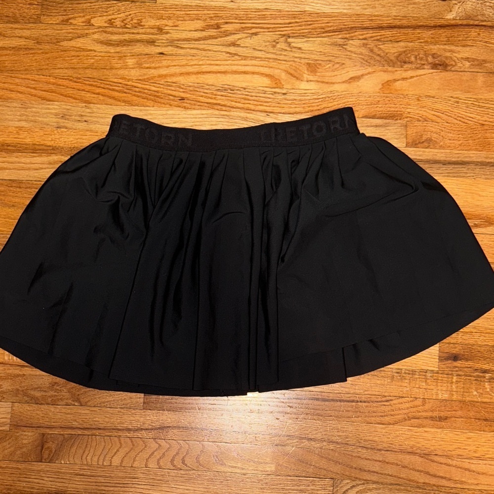 Tretorn Black Skater Skirt - Picture 2 of 3
